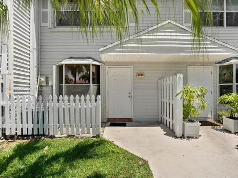 2685 NE 15th Street Pompano Beach FL 33062