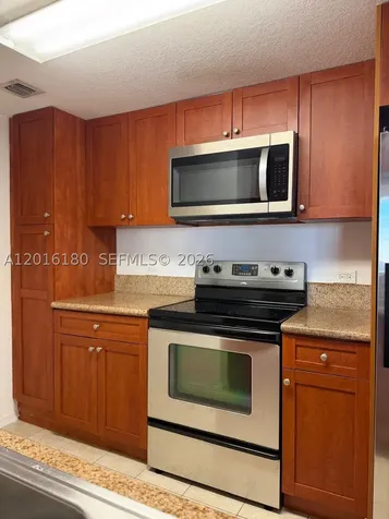 36 NW 6th Avenue Miami FL 33128