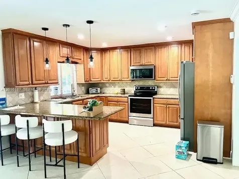 11700 NW 14th Street Plantation FL 33323
