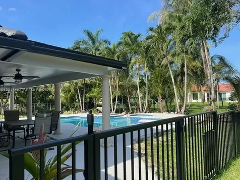 11700 NW 14th Street Plantation FL 33323