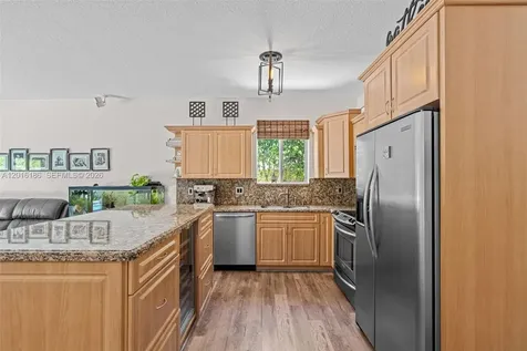 16238 NW 91st Avenue Miami Lakes FL 33018