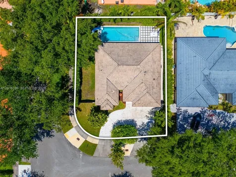 16238 NW 91st Avenue Miami Lakes FL 33018
