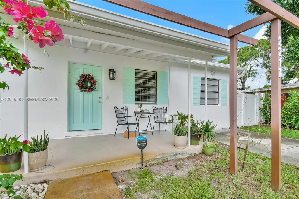 2217 SW 1st Court Fort Lauderdale FL 33312