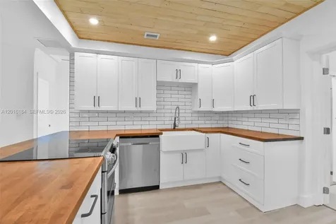 2217 SW 1st Court Fort Lauderdale FL 33312