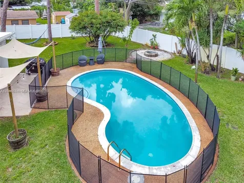 2217 SW 1st Court Fort Lauderdale FL 33312