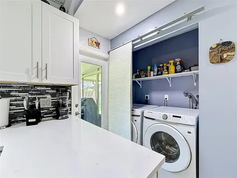 2176 Nova Village Drive Davie FL 33317