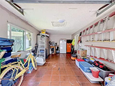 2176 Nova Village Drive Davie FL 33317