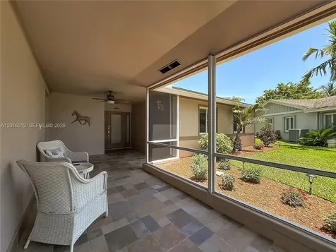 2176 Nova Village Drive Davie FL 33317