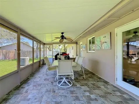 2176 Nova Village Drive Davie FL 33317