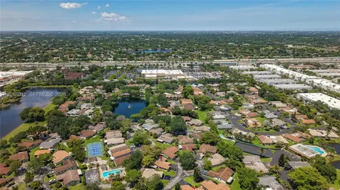 2176 Nova Village Drive Davie FL 33317