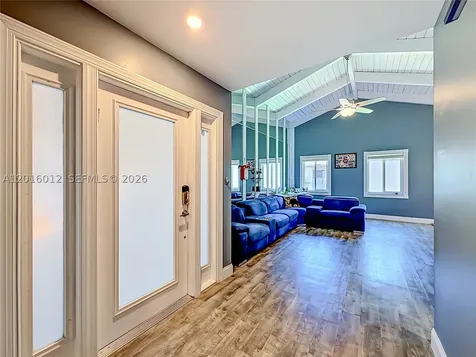 2176 Nova Village Drive Davie FL 33317