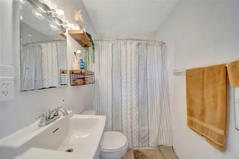 2890 NW 160th Street Miami Gardens FL 33054