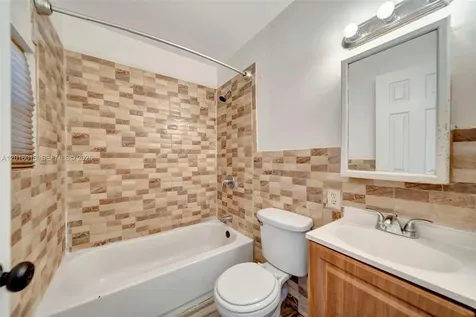 2890 NW 160th Street Miami Gardens FL 33054