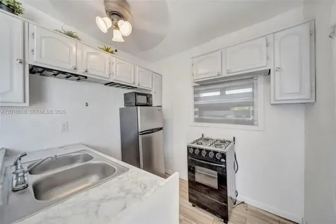 2890 NW 160th Street Miami Gardens FL 33054