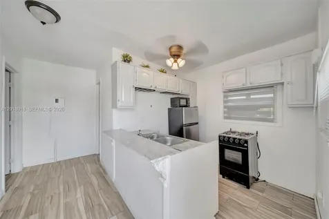 2890 NW 160th Street Miami Gardens FL 33054