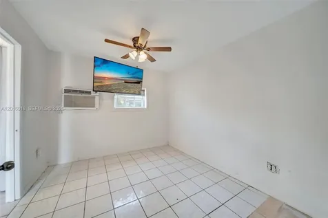 2890 NW 160th Street Miami Gardens FL 33054