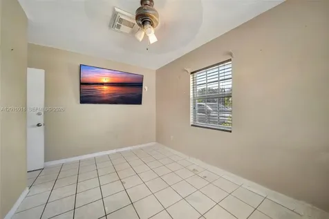 2890 NW 160th Street Miami Gardens FL 33054