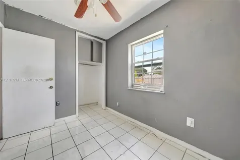 2890 NW 160th Street Miami Gardens FL 33054
