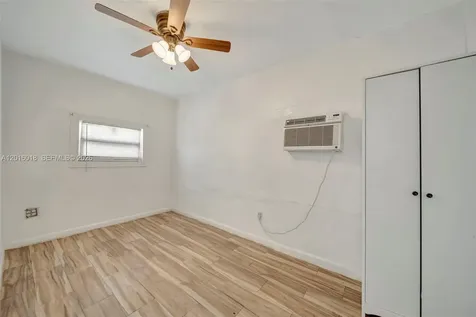 2890 NW 160th Street Miami Gardens FL 33054