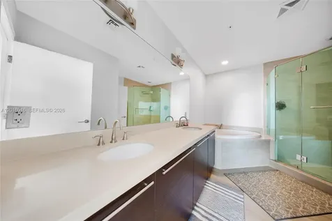7928 East Drive North Bay Village FL 33141