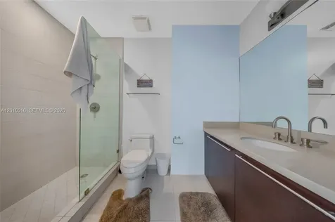 7928 East Drive North Bay Village FL 33141