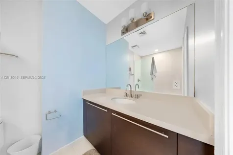 7928 East Drive North Bay Village FL 33141