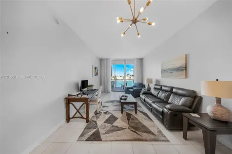 7928 East Drive North Bay Village FL 33141