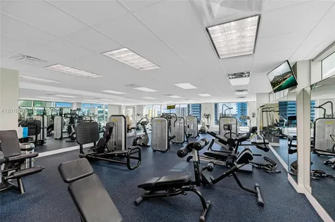 7928 East Drive North Bay Village FL 33141