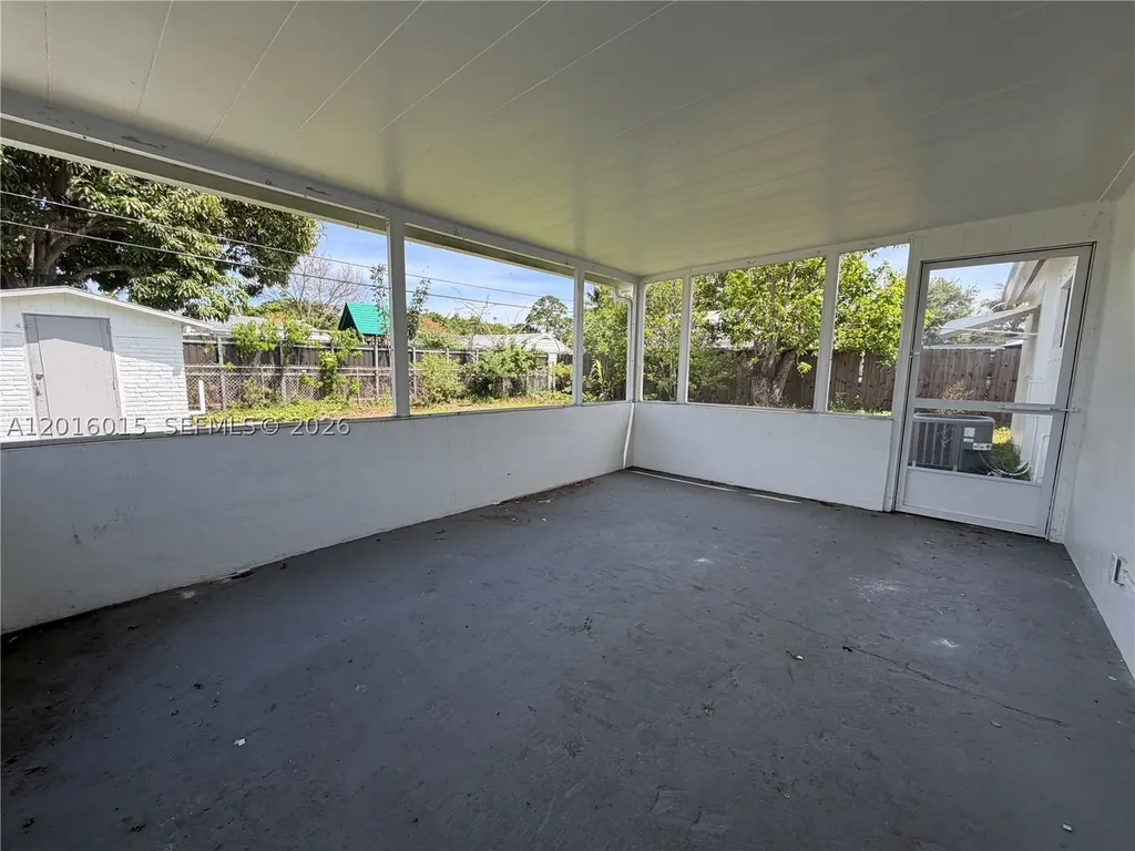 1740 SW 47th Avenue Fort Lauderdale FL 33317