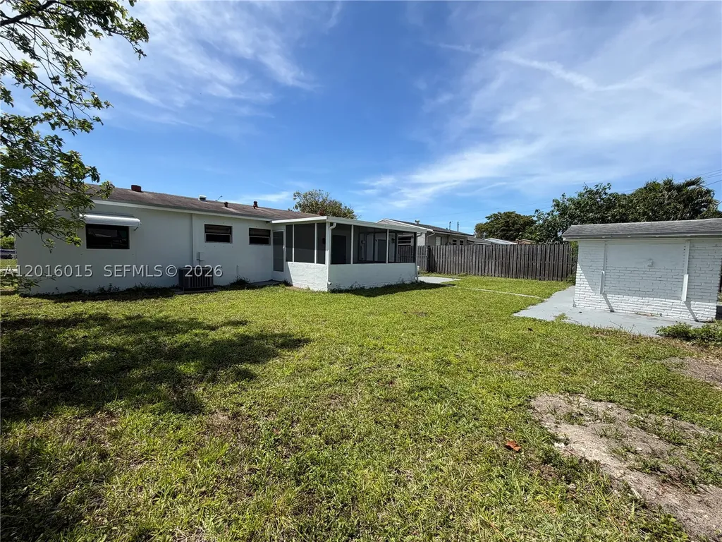 1740 SW 47th Avenue Fort Lauderdale FL 33317