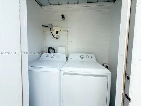 1740 SW 47th Avenue Fort Lauderdale FL 33317