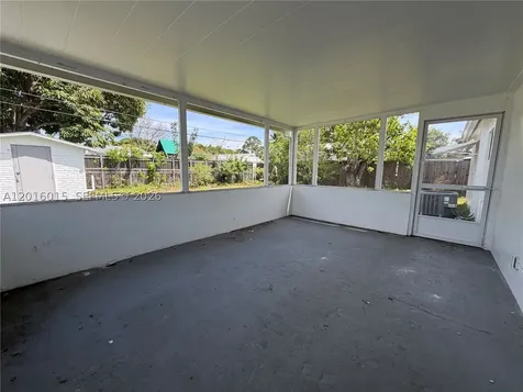1740 SW 47th Avenue Fort Lauderdale FL 33317