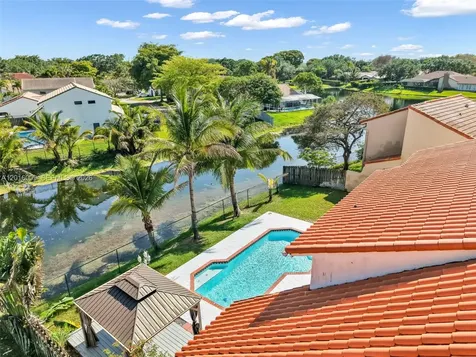 11980 S Aviary Drive Cooper City FL 33026