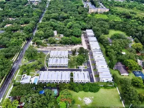 5481 W Oak Way Dania Beach FL 33314