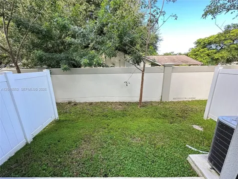 5481 W Oak Way Dania Beach FL 33314