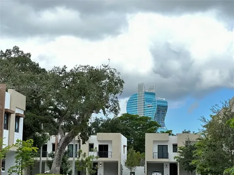 5481 W Oak Way Dania Beach FL 33314