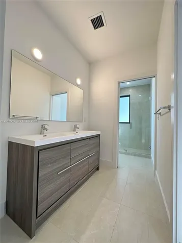 5481 W Oak Way Dania Beach FL 33314