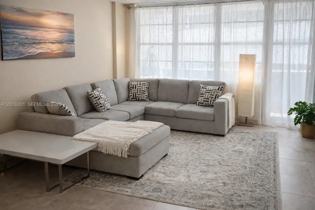 3725 S Ocean Drive Hollywood FL 33019