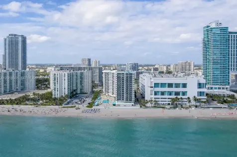 3725 S Ocean Drive Hollywood FL 33019