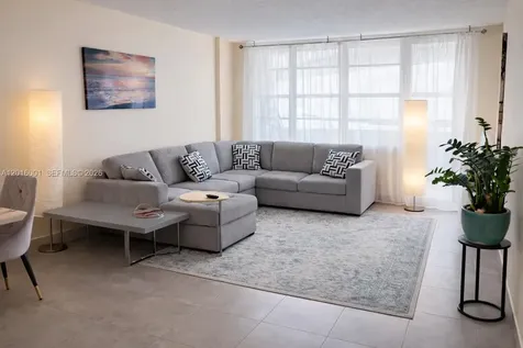 3725 S Ocean Drive Hollywood FL 33019