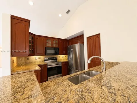 854 San Remo Drive Weston FL 33326