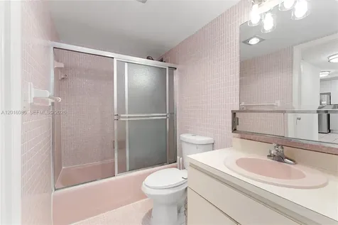 345 Ocean Drive Miami Beach FL 33139