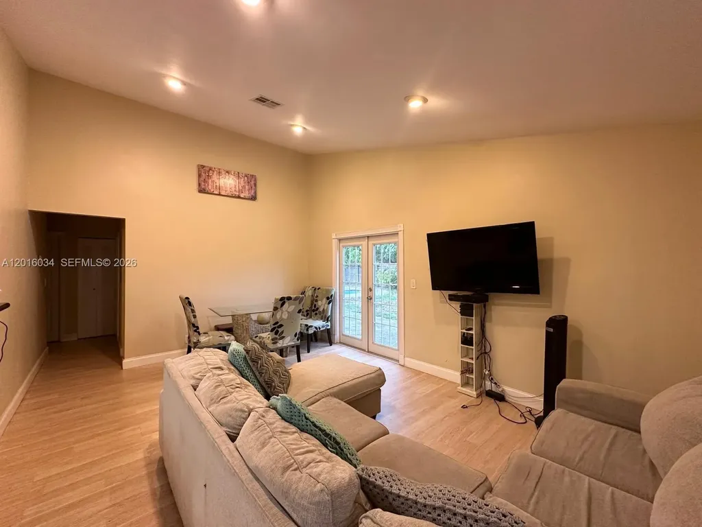 11143 E Model Circle E Boca Raton FL 33428