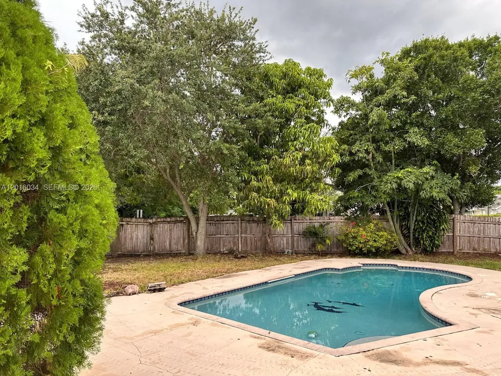 11143 E Model Circle E Boca Raton FL 33428
