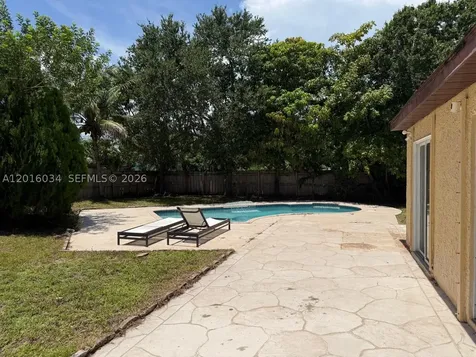 11143 E Model Circle E Boca Raton FL 33428