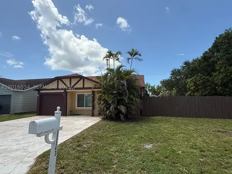 11143 E Model Circle E Boca Raton FL 33428
