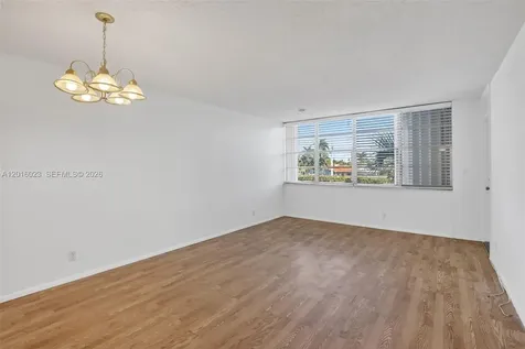 2761 Taft Street Hollywood FL 33020