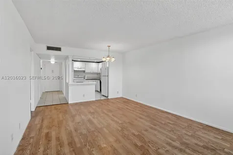 2761 Taft Street Hollywood FL 33020