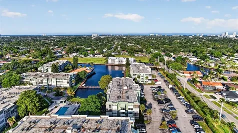 2761 Taft Street Hollywood FL 33020