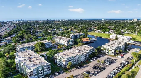 2761 Taft Street Hollywood FL 33020